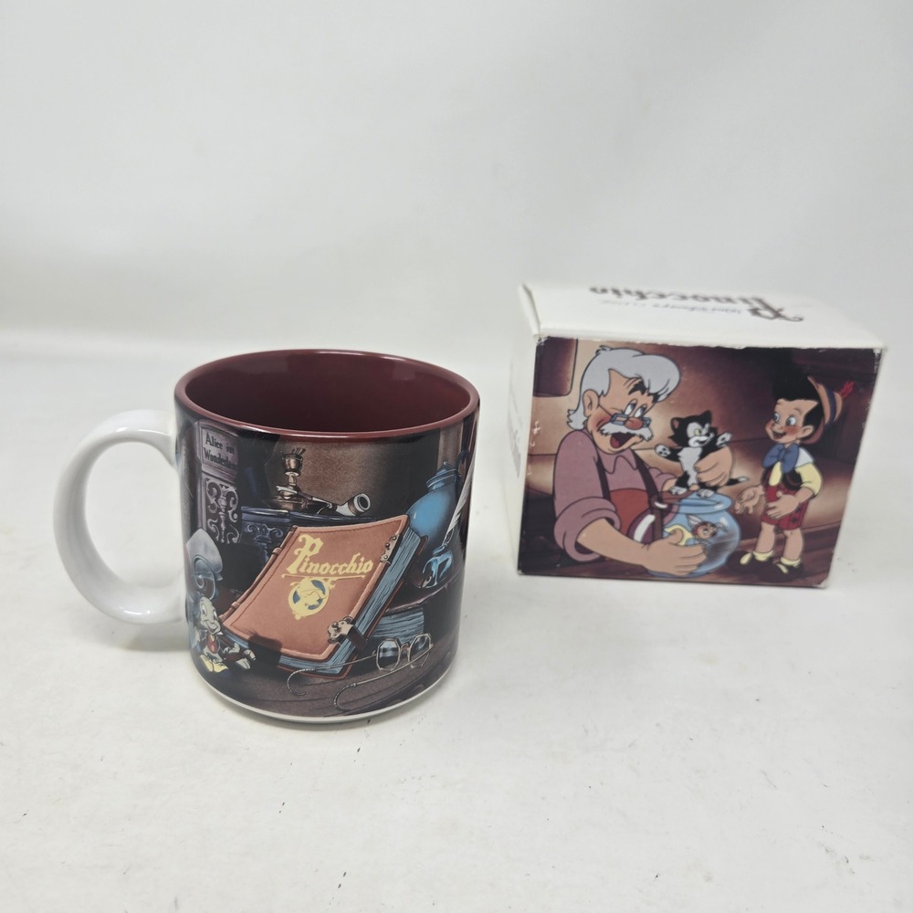 Disney Pinocchio Geppetto Figaro Classic Ceramic Coffee Mug with Box